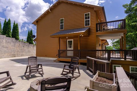 A home in Spruce Pine