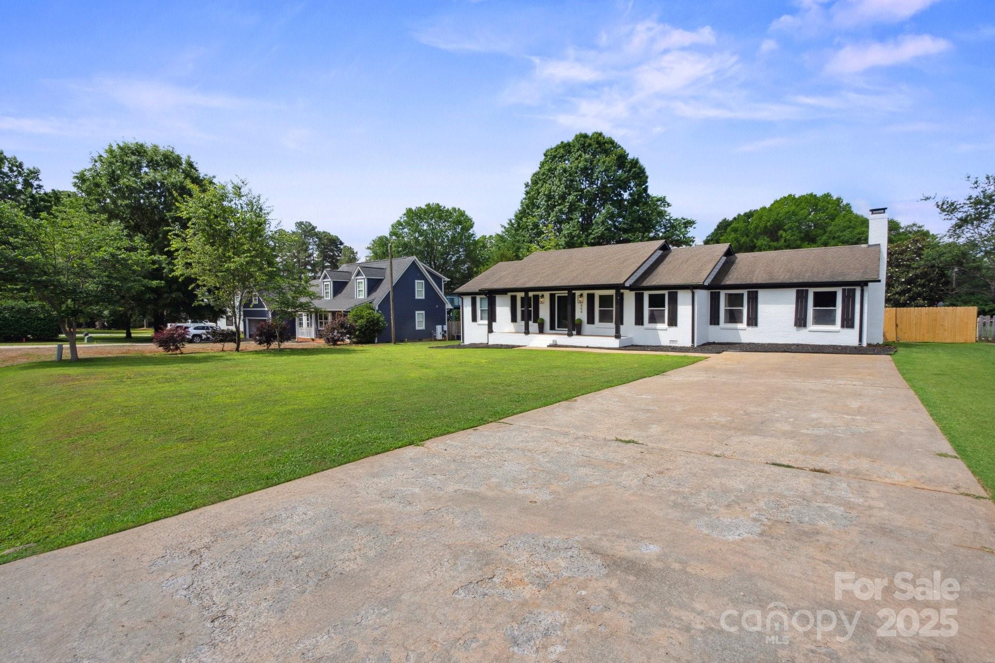 554 Isle Of Pines Road