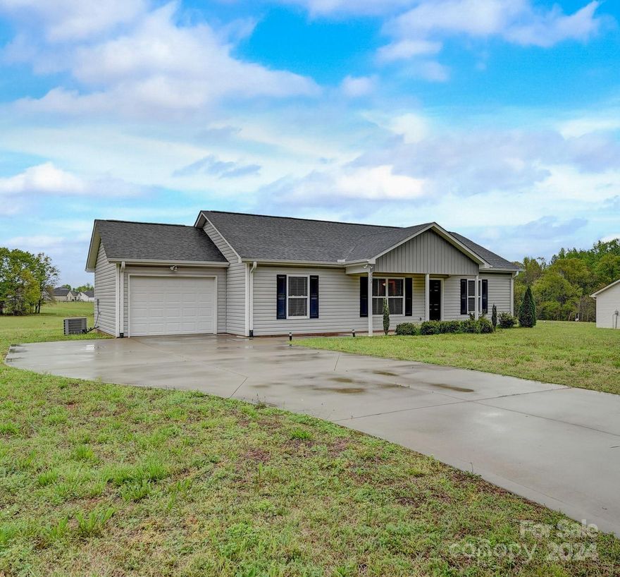 Welcome to your dream home in Gaffney, SC! This stunning 3 bed, 2 bath residence boasts the allure of new construction with its immaculate condition and modern features. Step inside to discover a spacious and inviting open floor plan, perfect for both entertaining and everyday living. The home's thoughtful design includes a desirable split floor plan, offering privacy and comfort to all occupants. You'll love the convenience of the attached one-car garage, providing ample space for parking and storage. Situated on over 1.29 acres of land, there's plenty of room for outdoor enjoyment and future expansion possibilities. Don't miss this opportunity to make this exceptional property your own. Schedule your showing today and experience the epitome of Southern living!