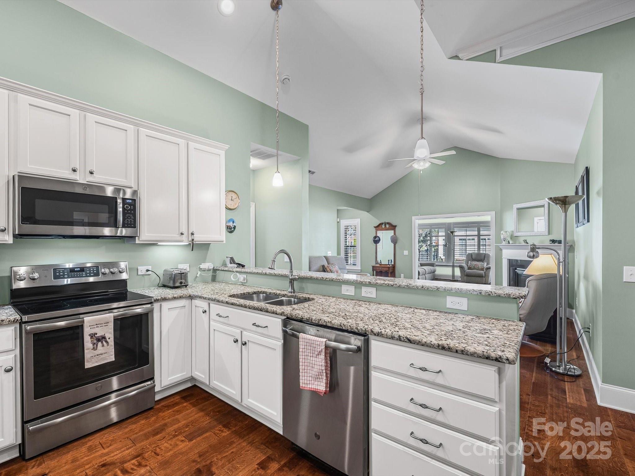 Augusta Place at Laurel Creek - Residential