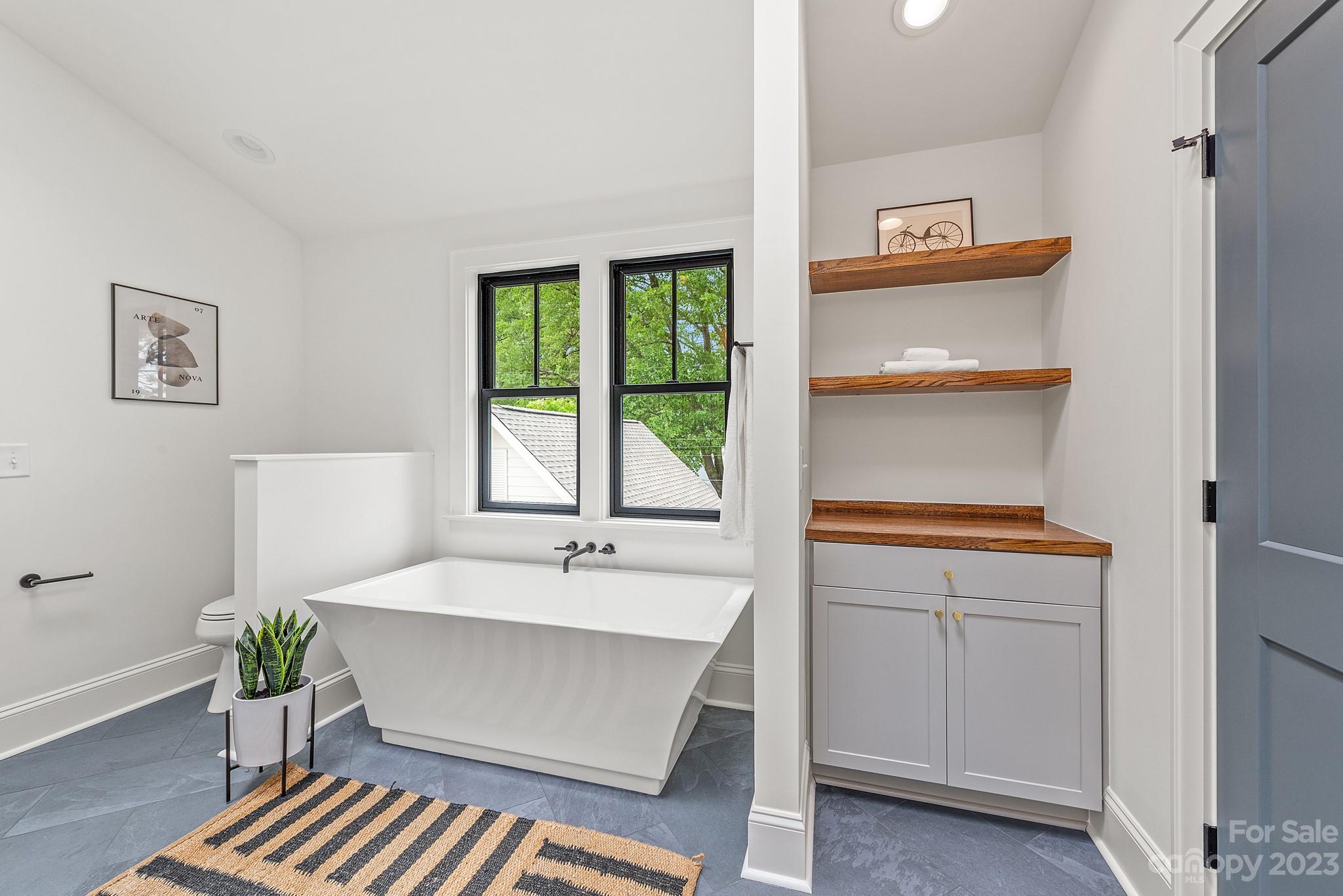 Villa Heights - Residential