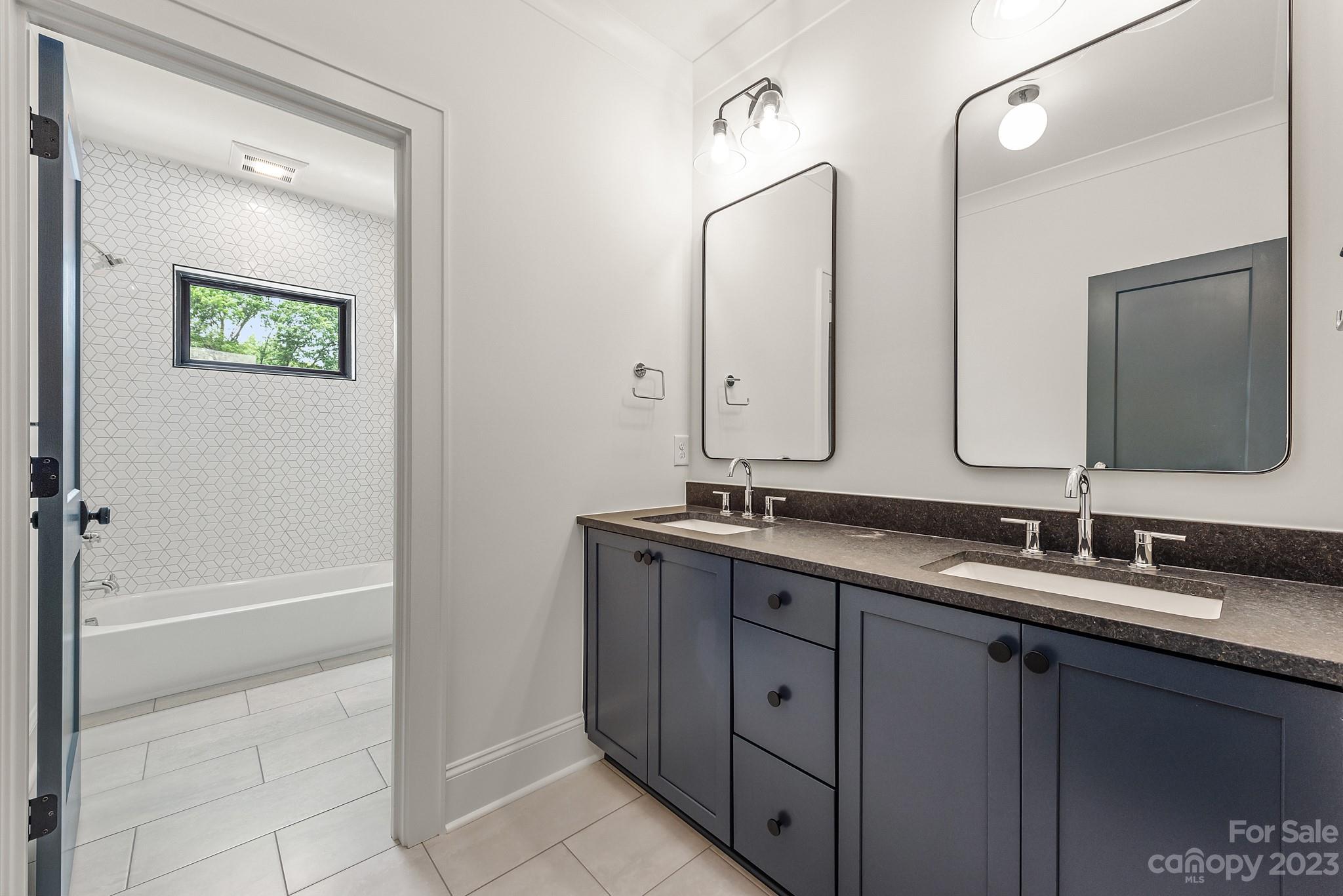 Villa Heights - Residential