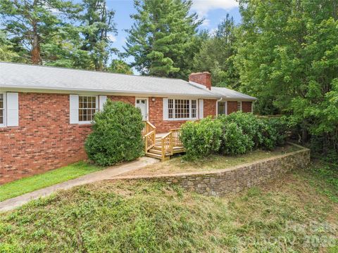 Photo of 42 Sheppard Drive, Asheville, NC 28806 (MLS # 4365602)