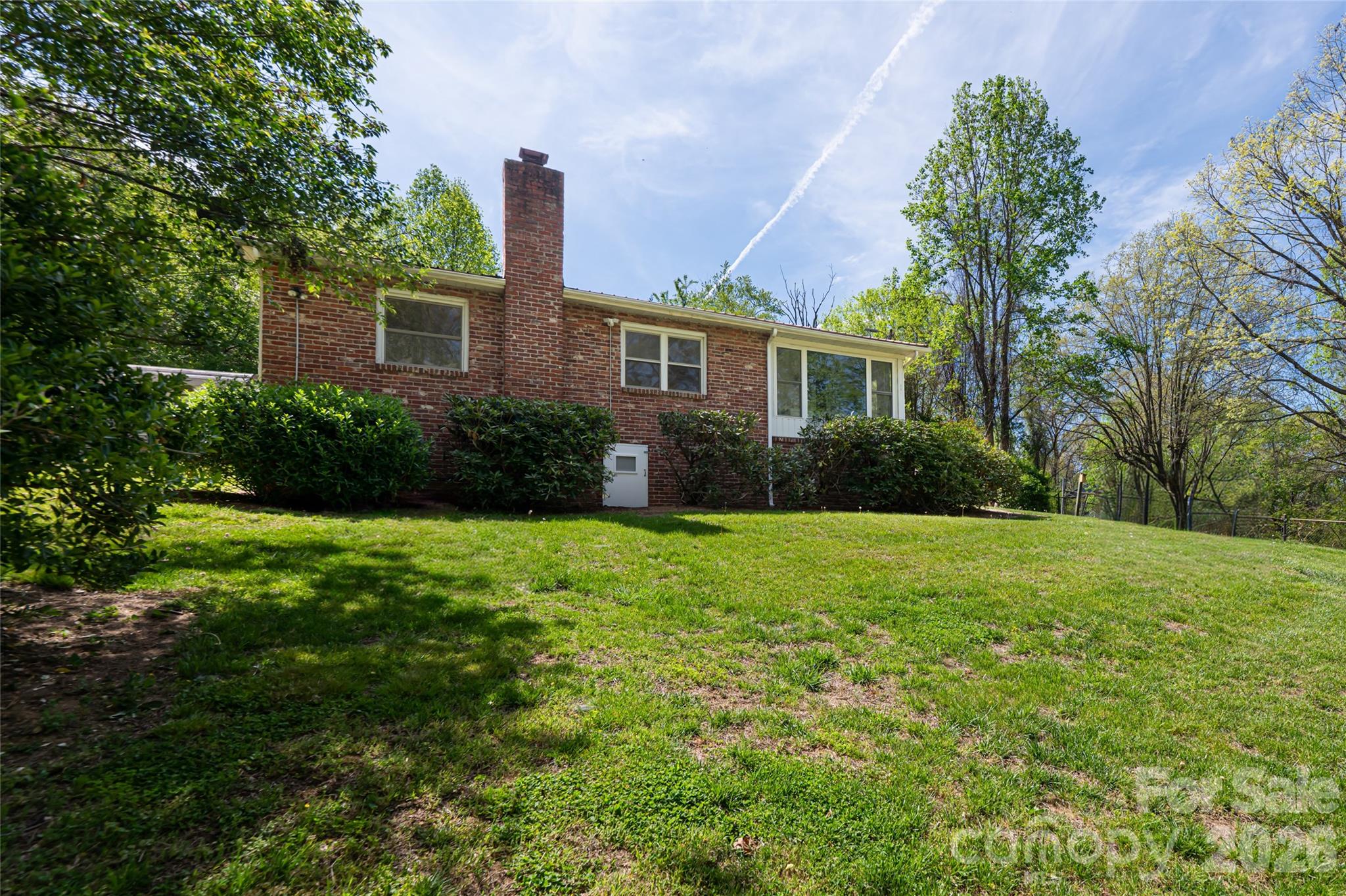 20 Clarendon Avenue