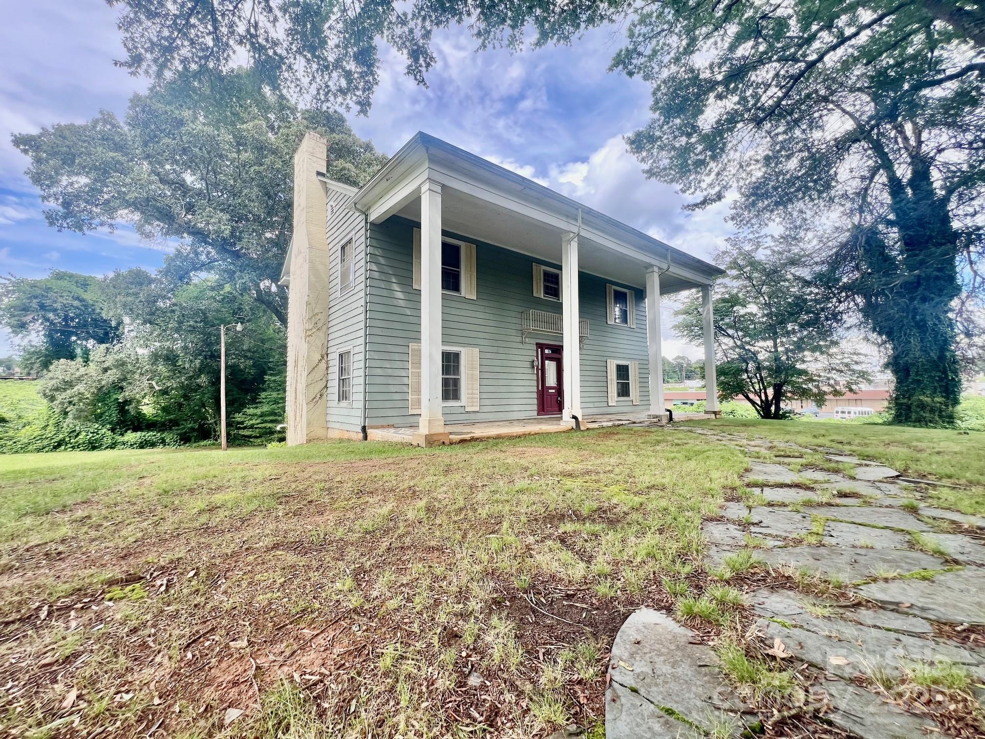 347 E Main Avenue