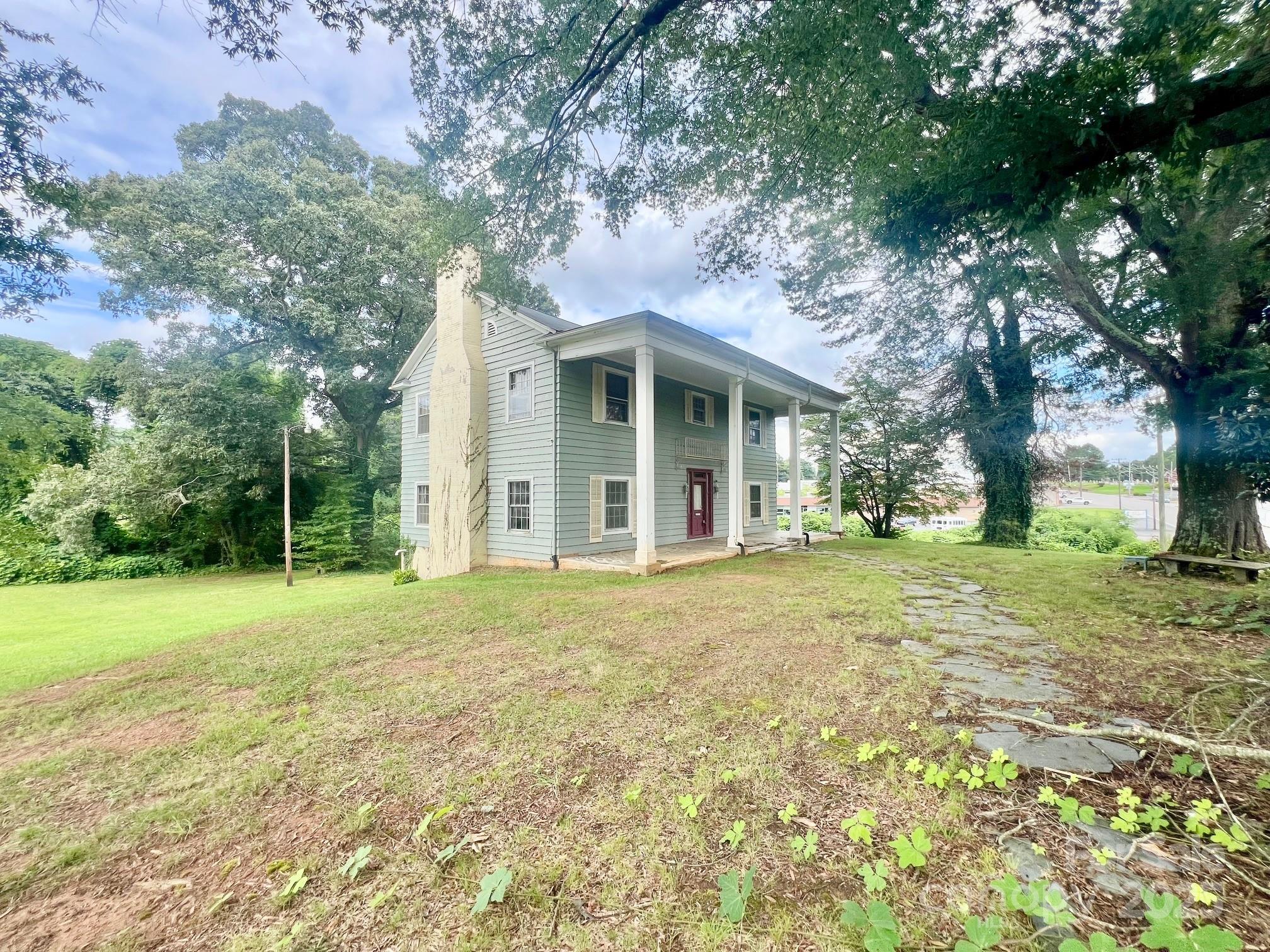 347 E Main Avenue