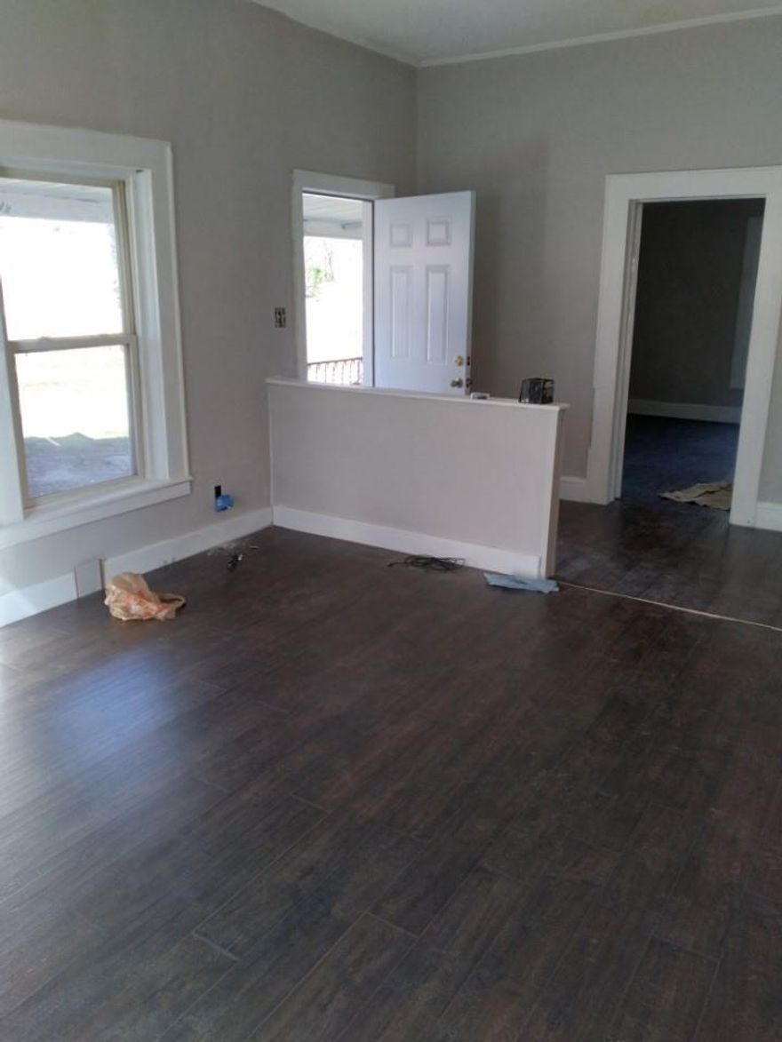 Updated 2-bedroom home with new roof. The updates include Insulated windows, insulated doors, newer vinyl plank flooring, new light fixtures, new roof, new heat and air.
Affordable property for homeowner or investor.