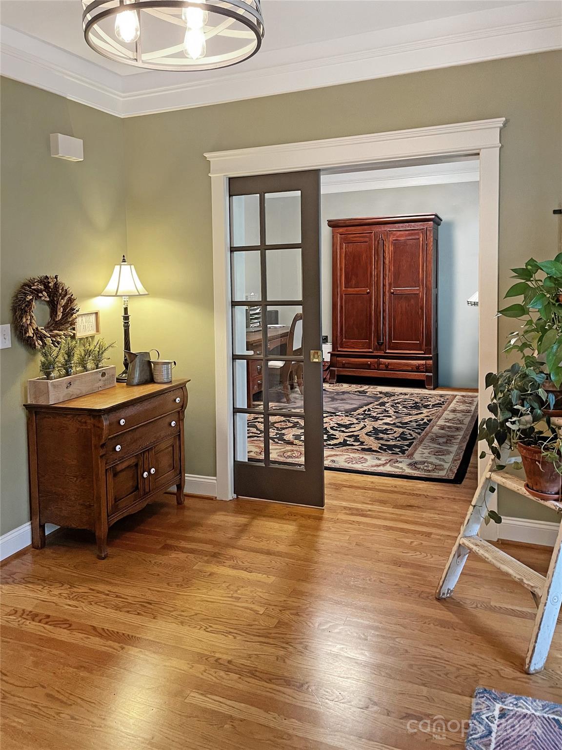 The Oaks On Providence - Residential