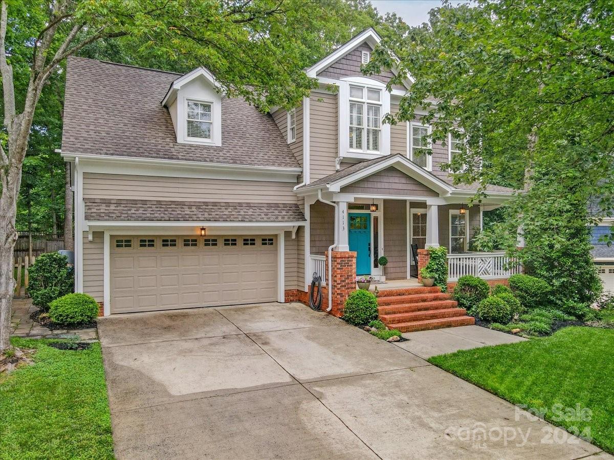 The Oaks On Providence - Residential