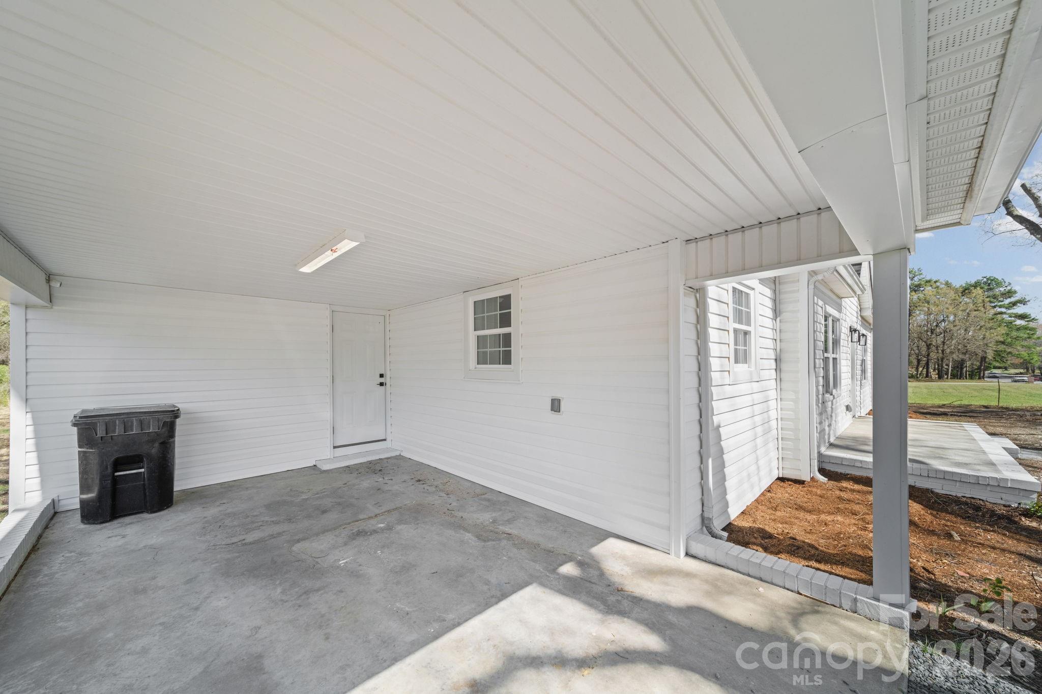 3416 Old Charlotte Hwy Highway