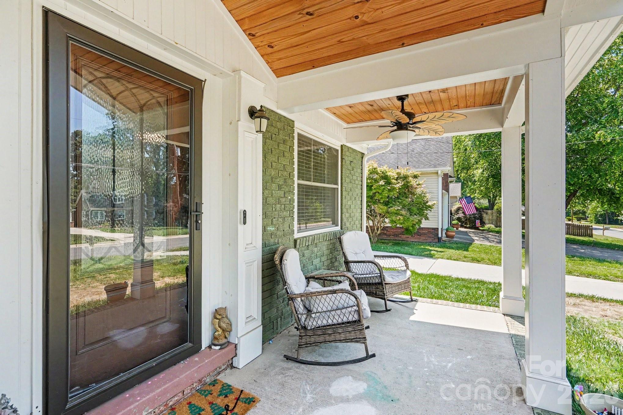 707 Spring Street SW