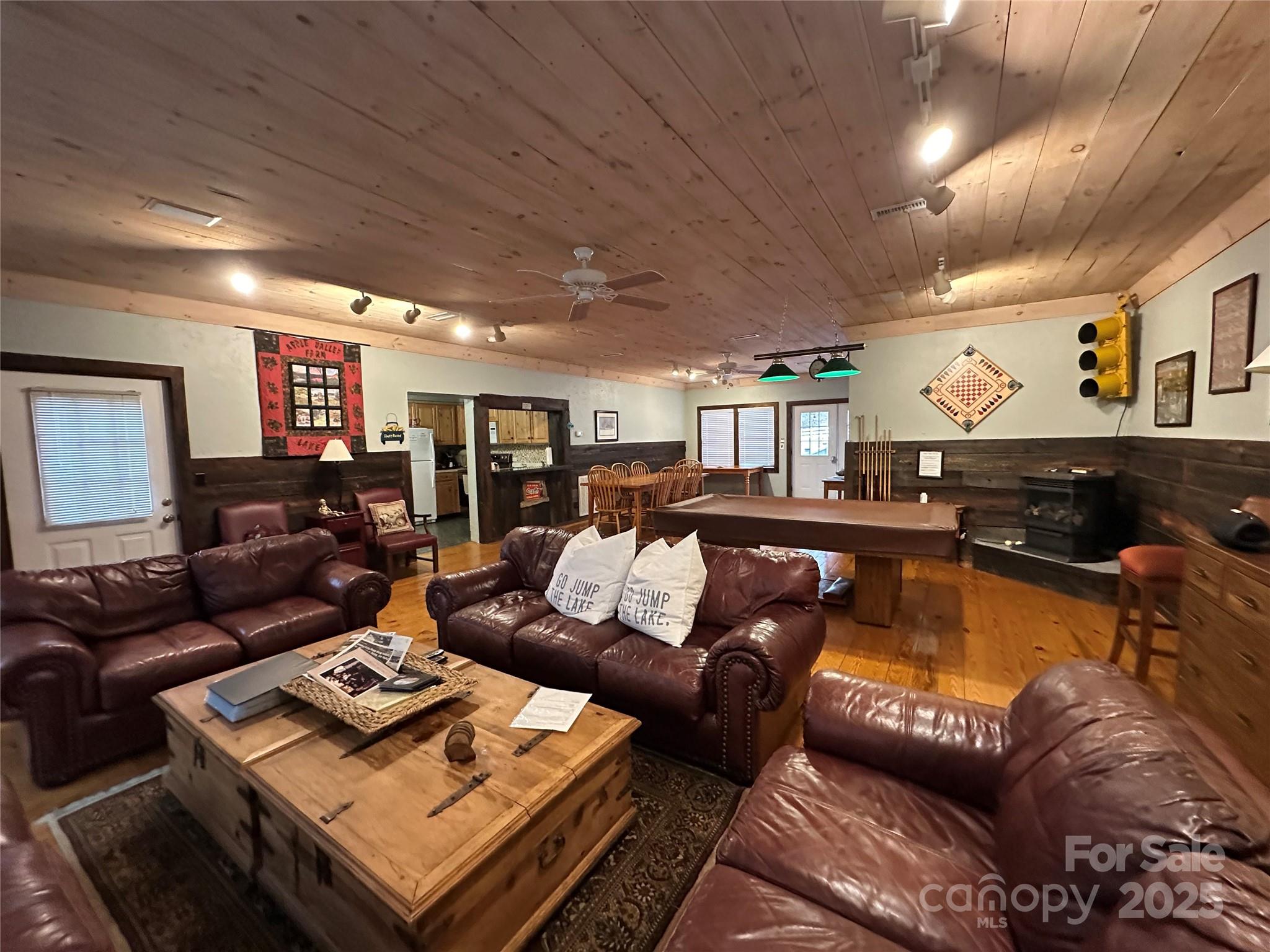 Apple Valley Farms - Land