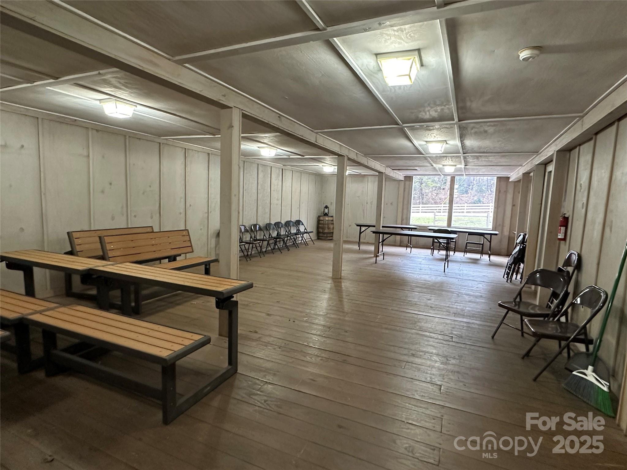 Apple Valley Farms - Land