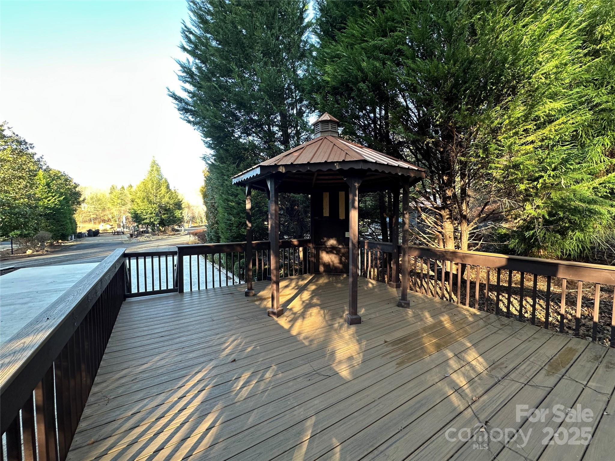 Apple Valley Farms - Land