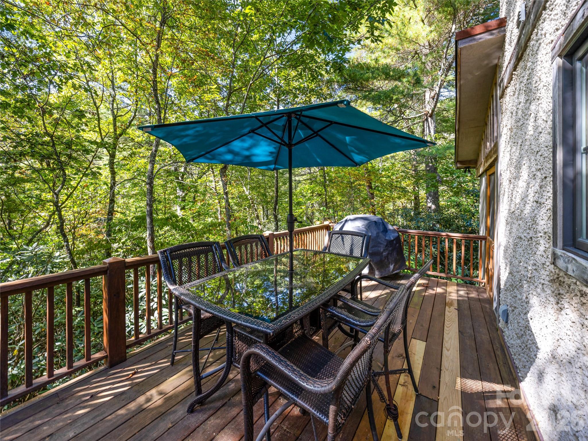 Pinnacle Falls - Residential