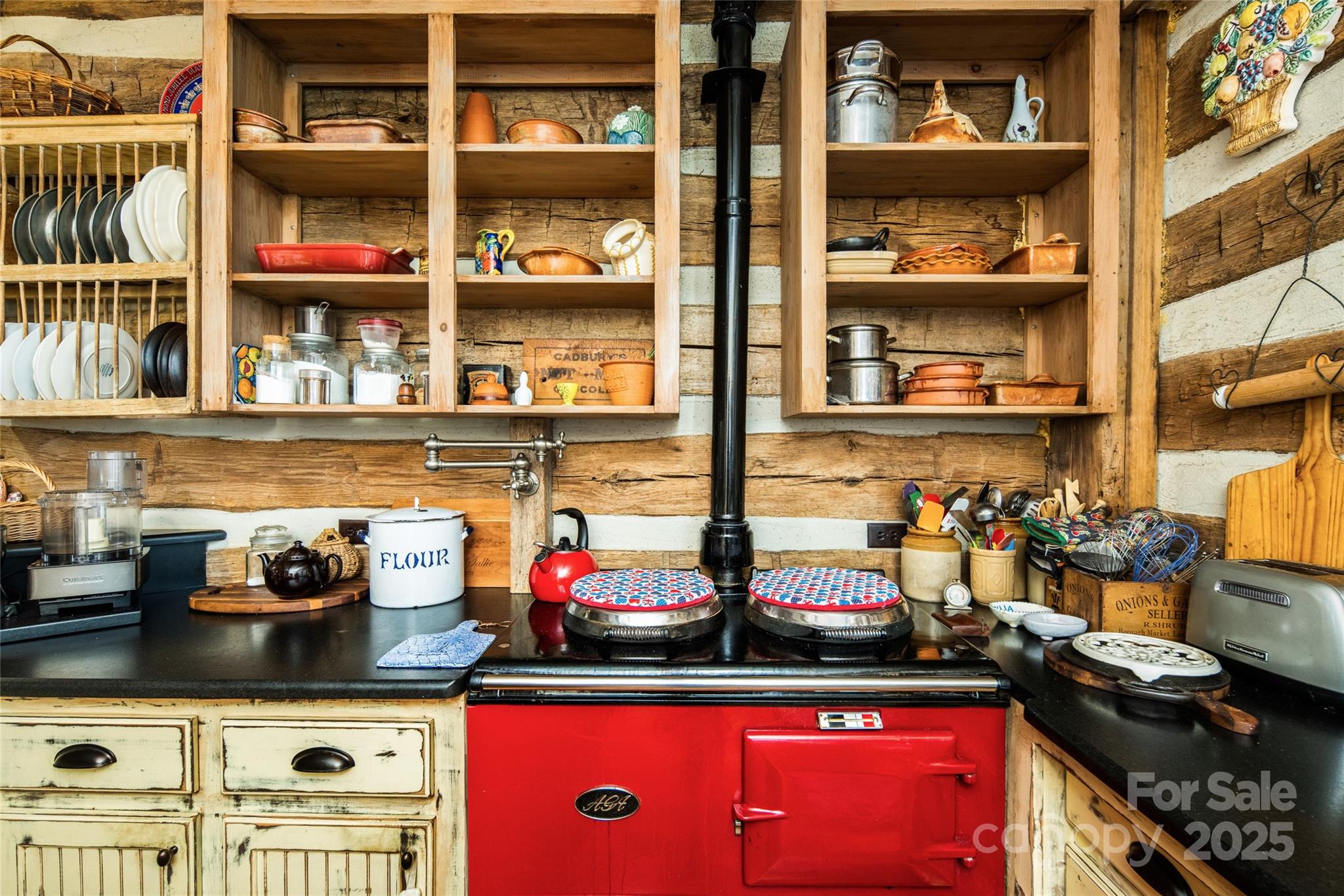 Pinnacle Falls - Residential