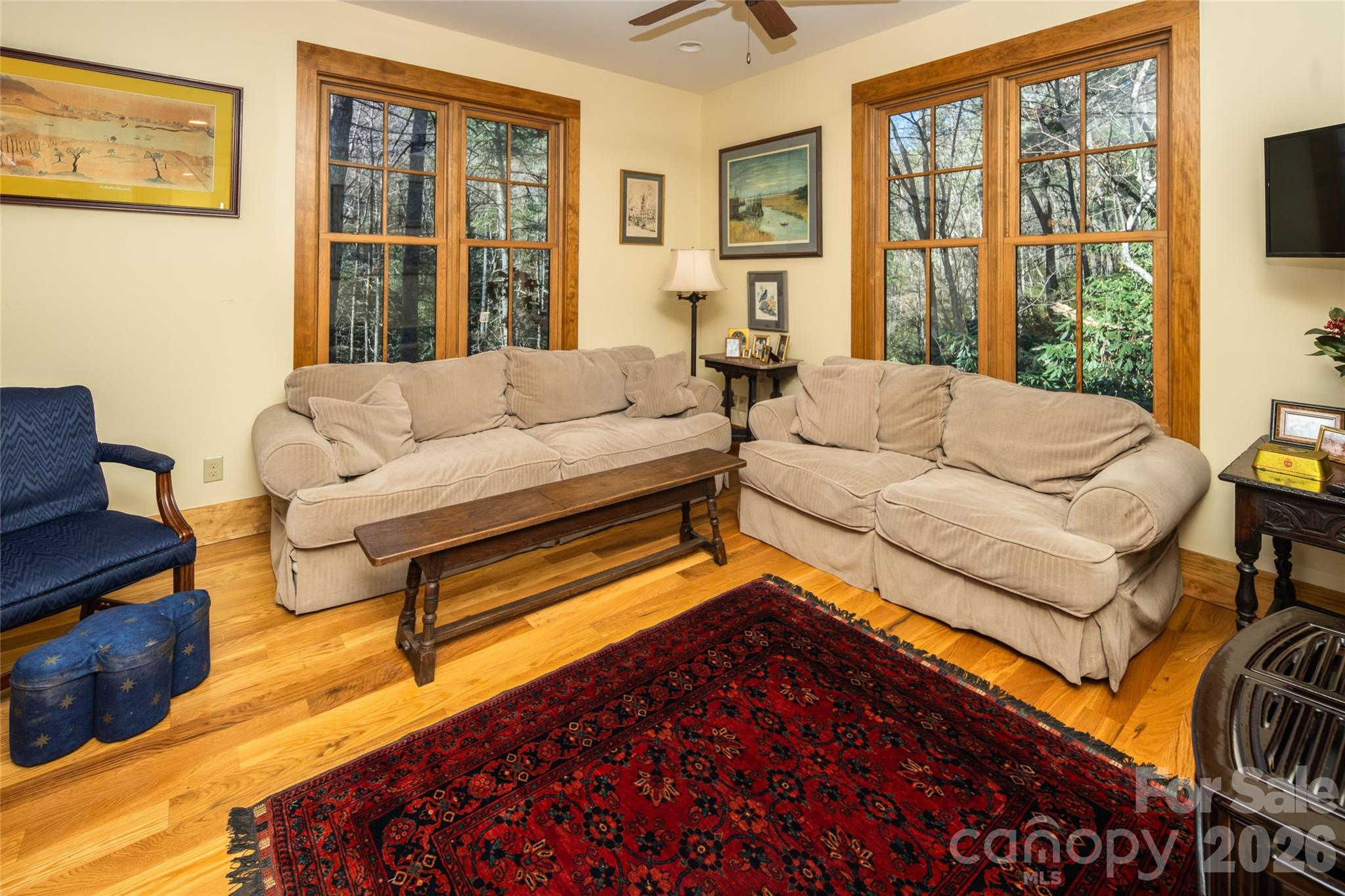 Pinnacle Falls - Residential