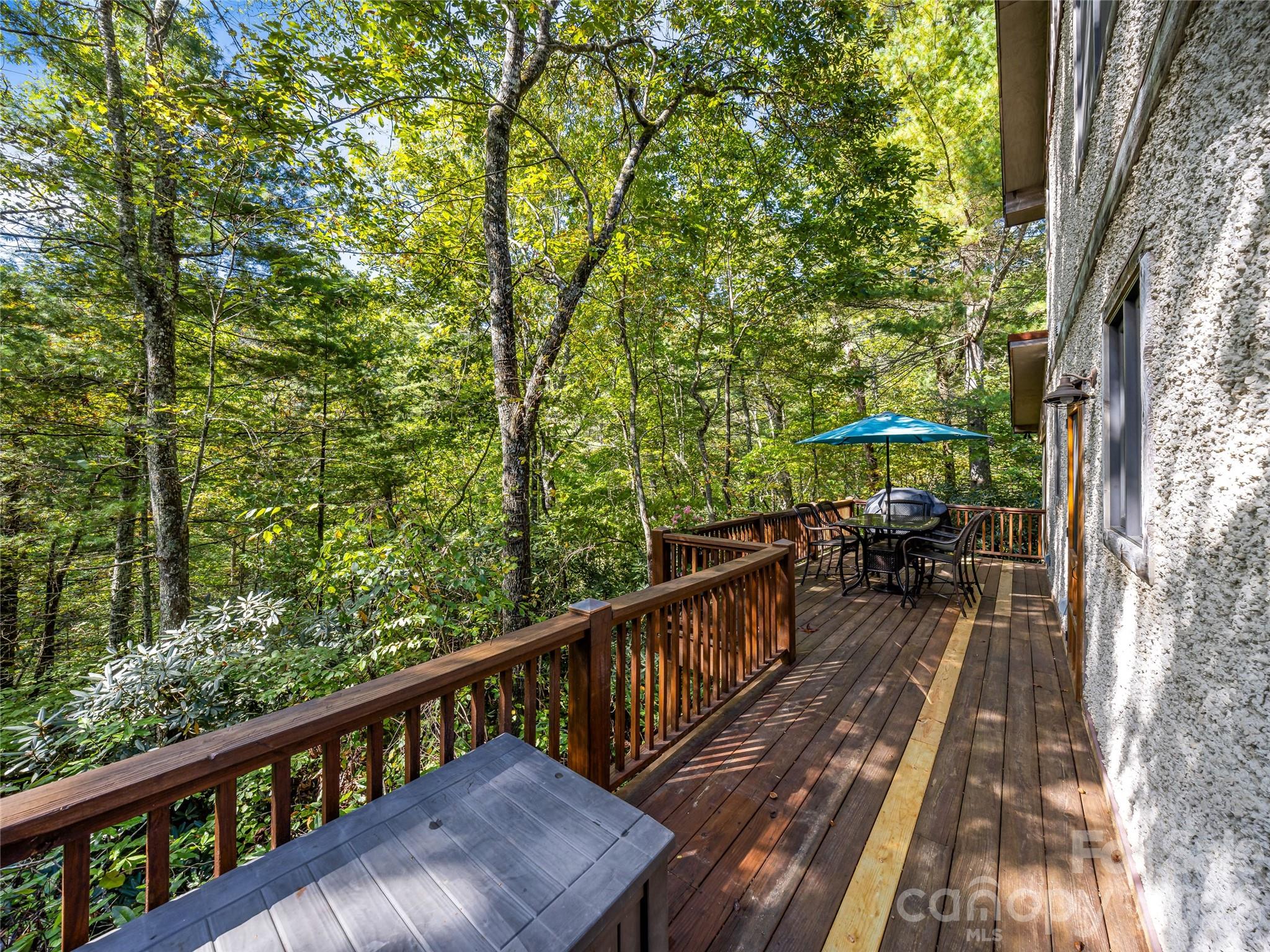 Pinnacle Falls - Residential