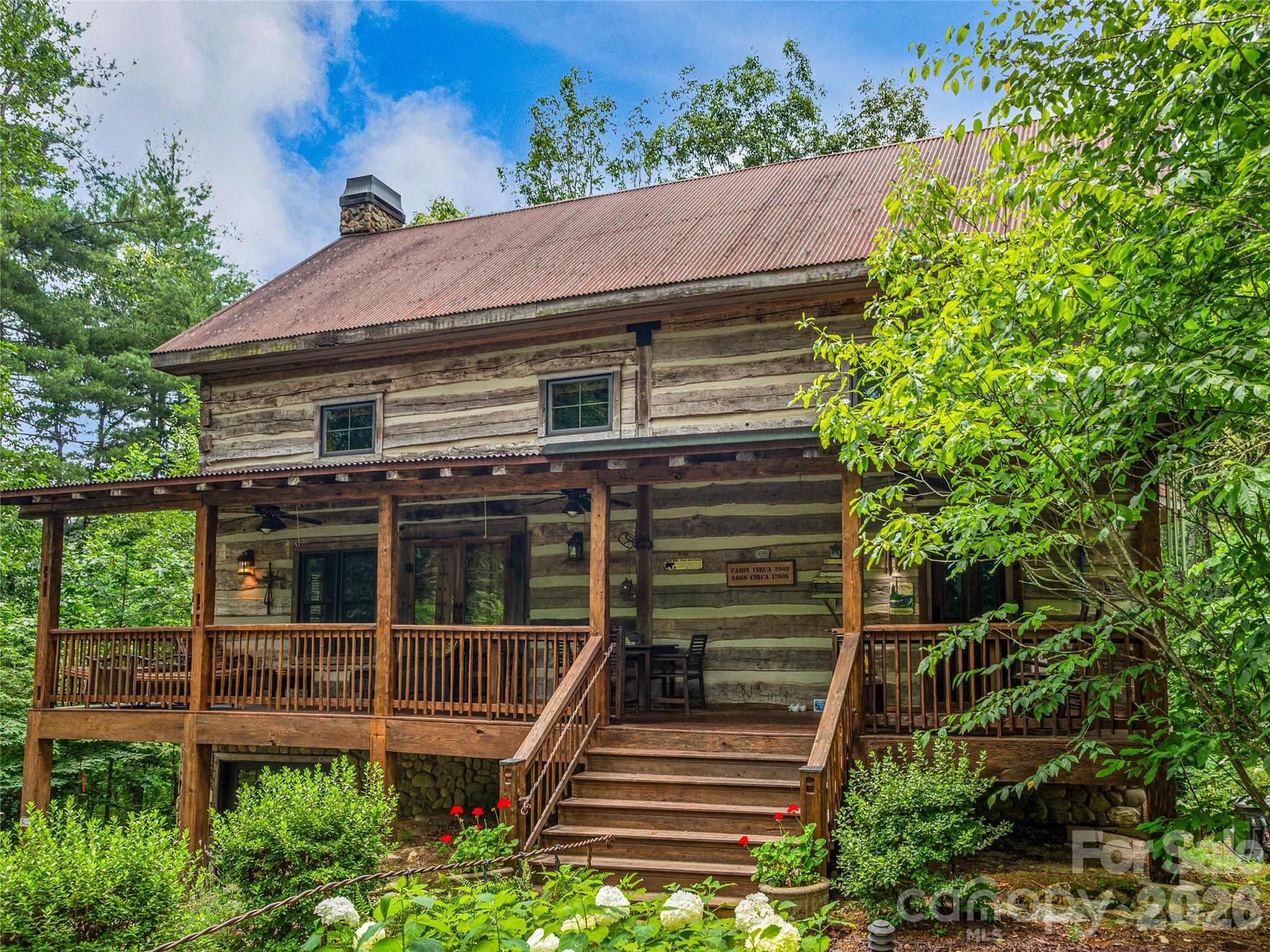 Pinnacle Falls - Residential