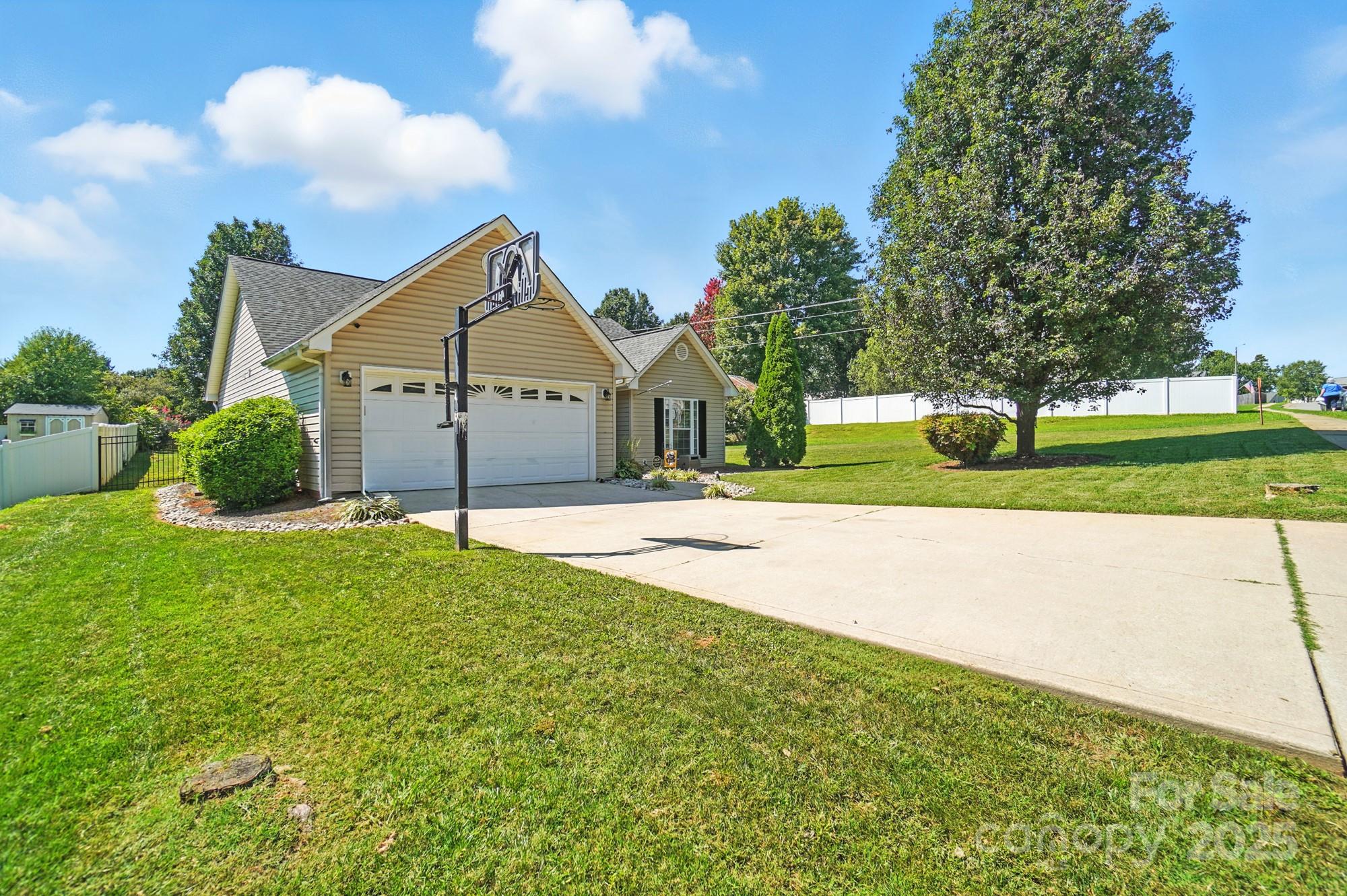 Huntington Forest - Residential