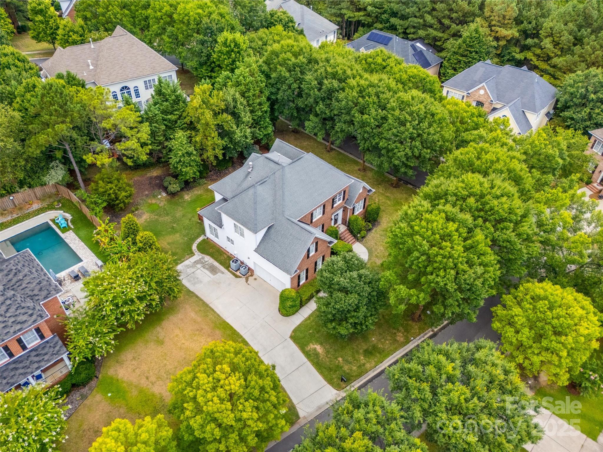 Lake Shore - Residential