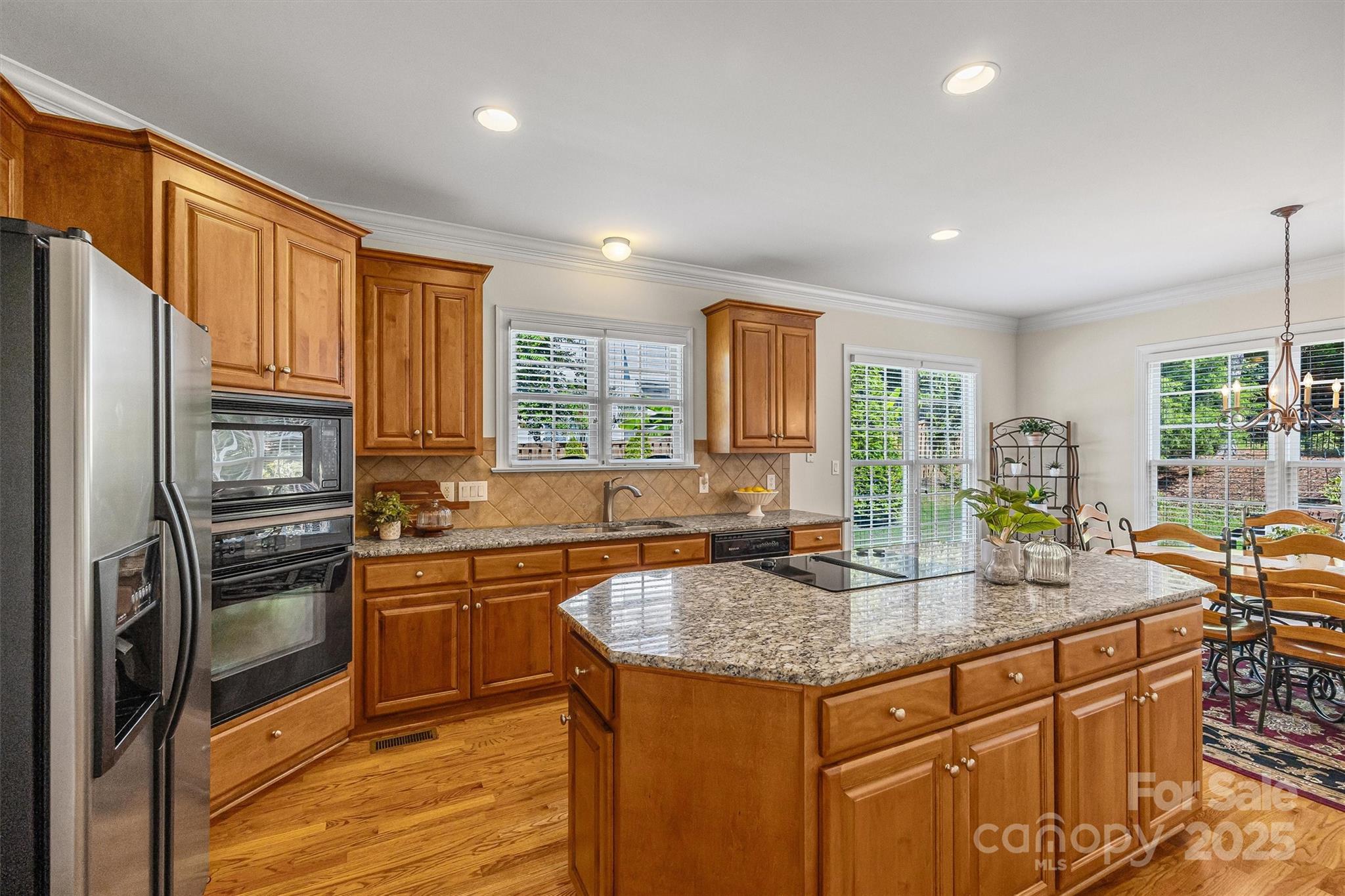 Lake Shore - Residential