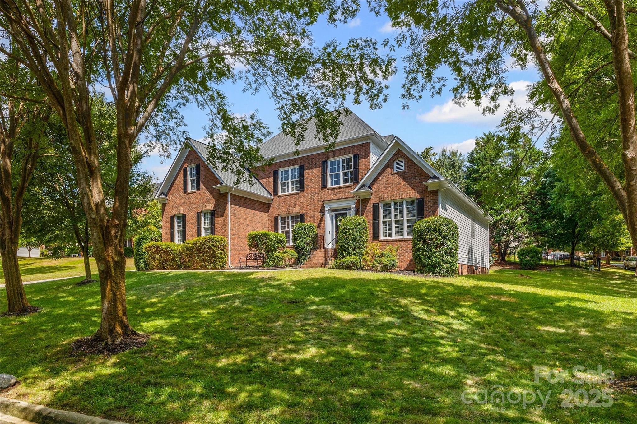 Lake Shore - Residential