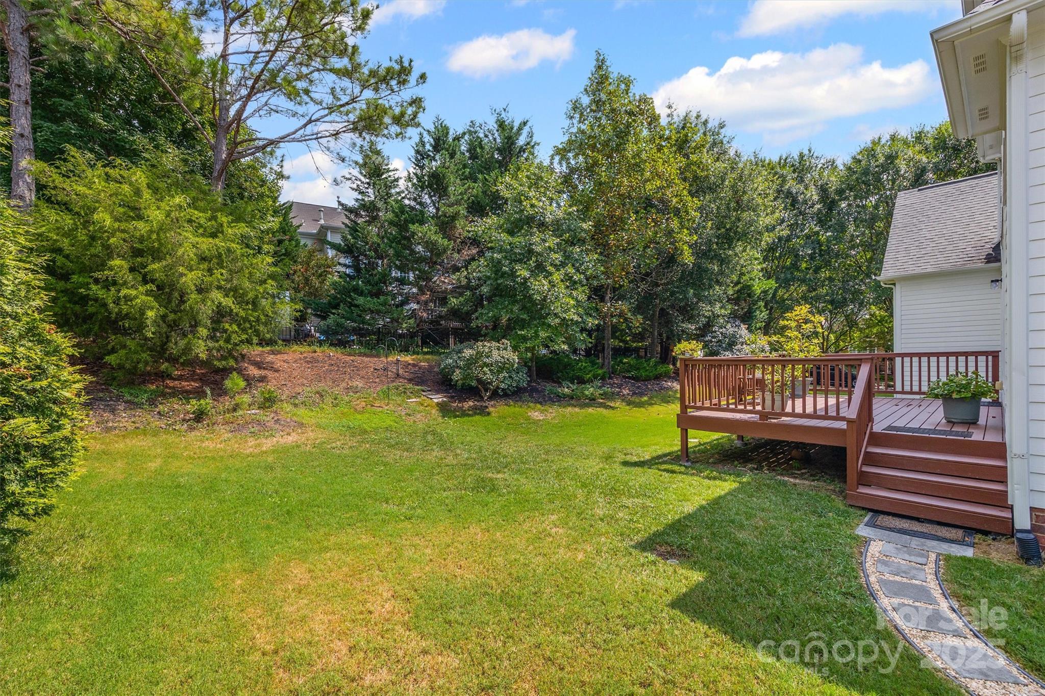 Lake Shore - Residential