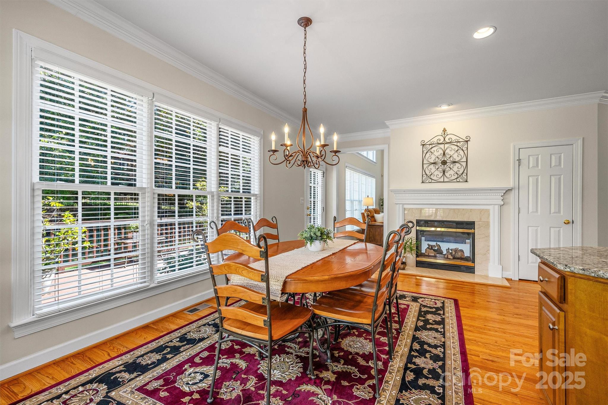 Lake Shore - Residential