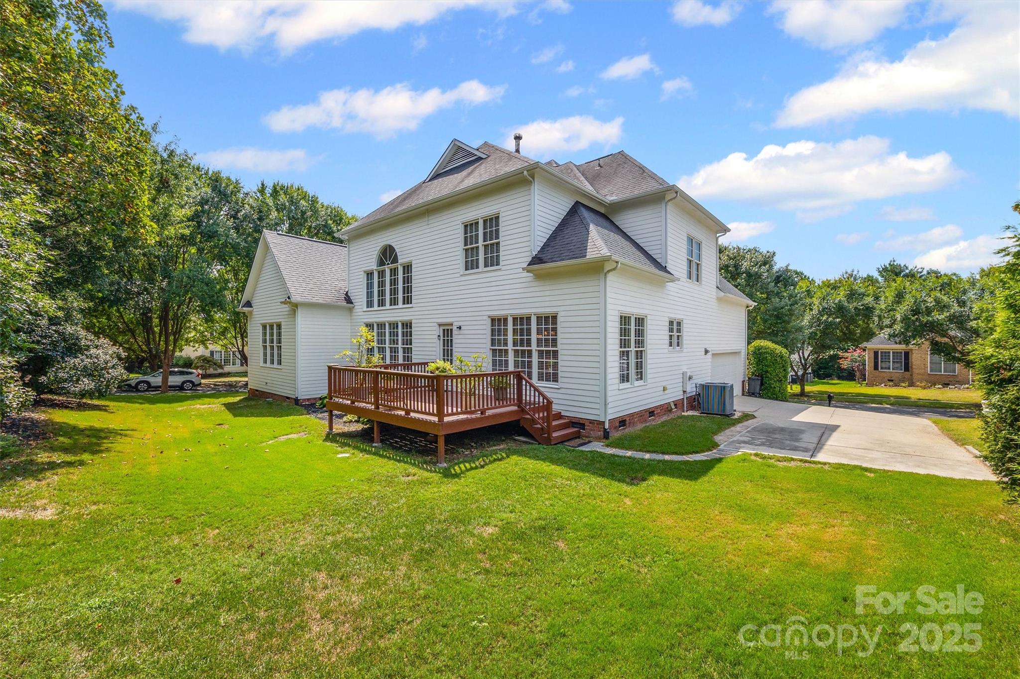 Lake Shore - Residential