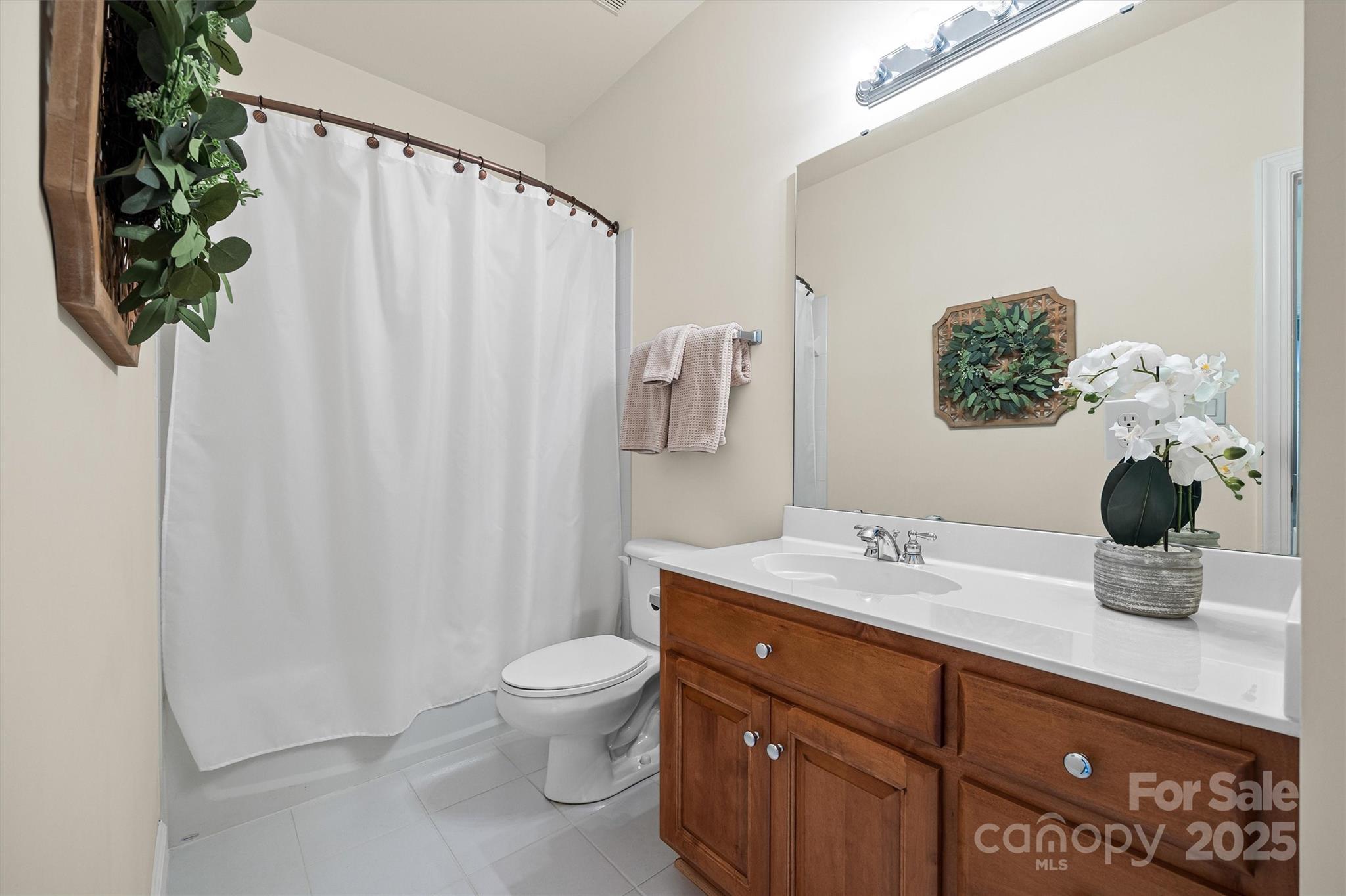 Lake Shore - Residential