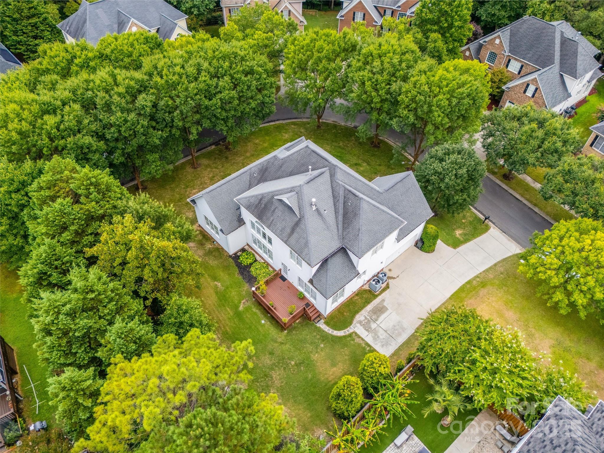 Lake Shore - Residential