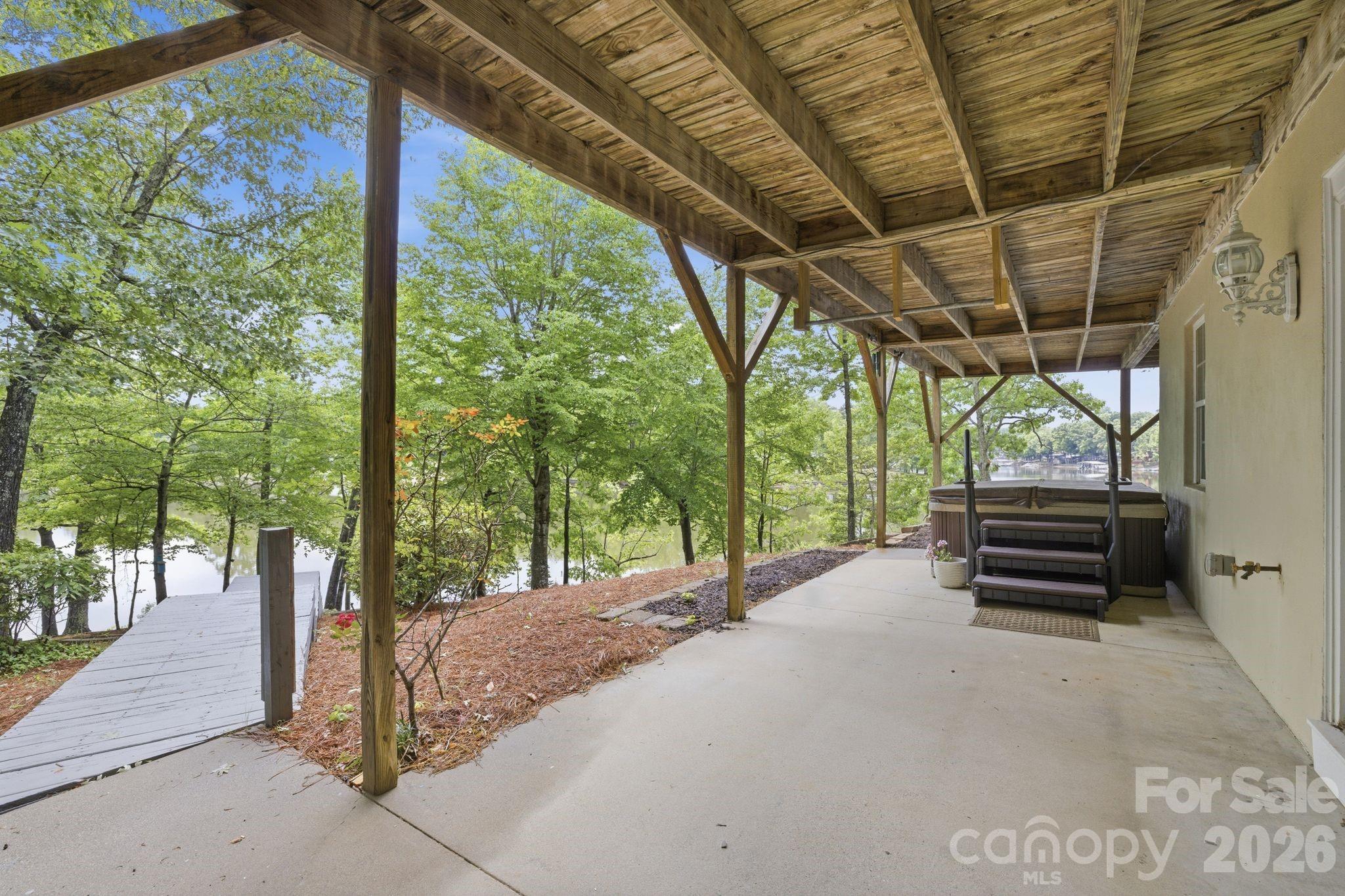Old Mountain Harbor - Residential