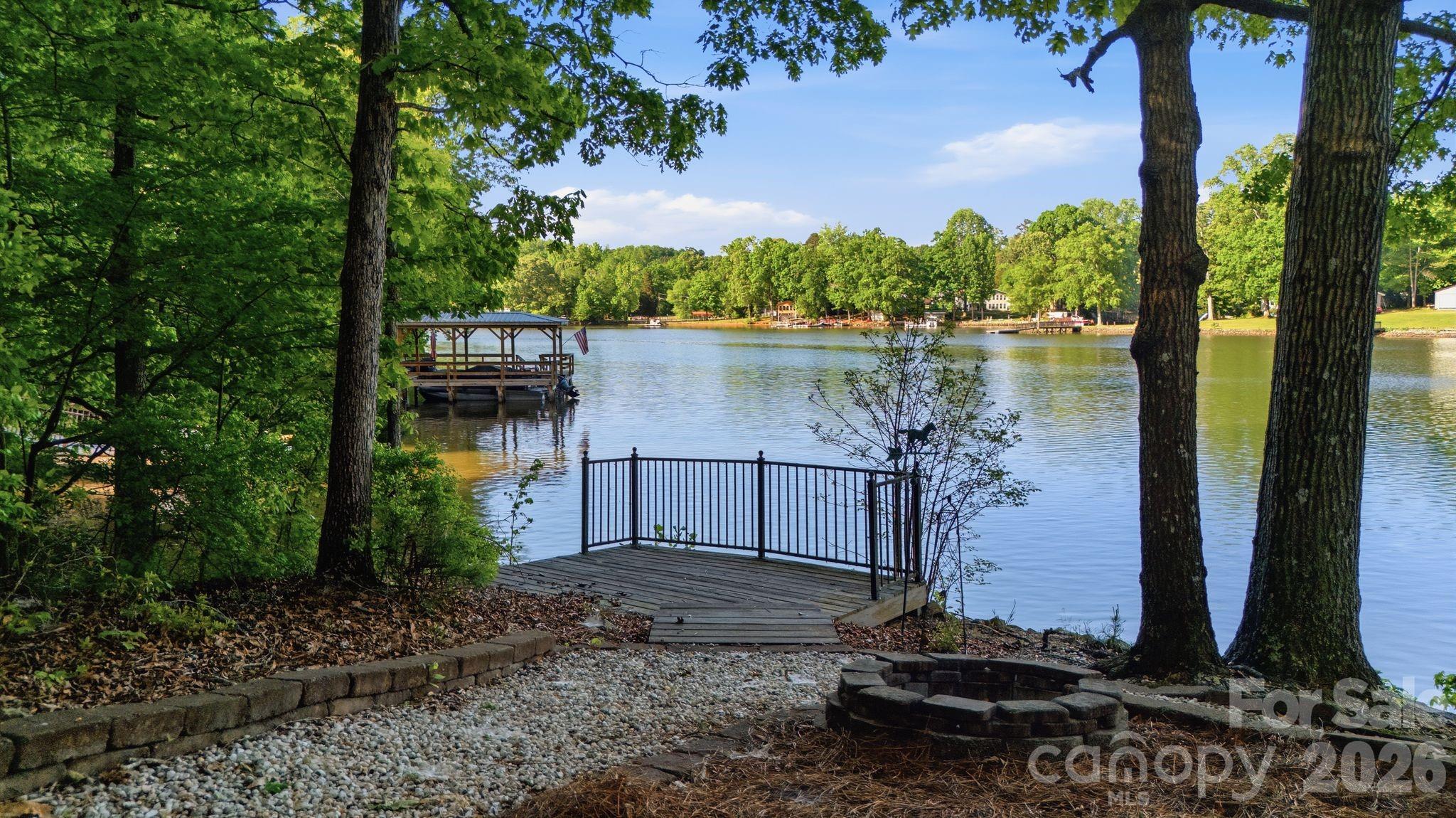 Old Mountain Harbor - Residential