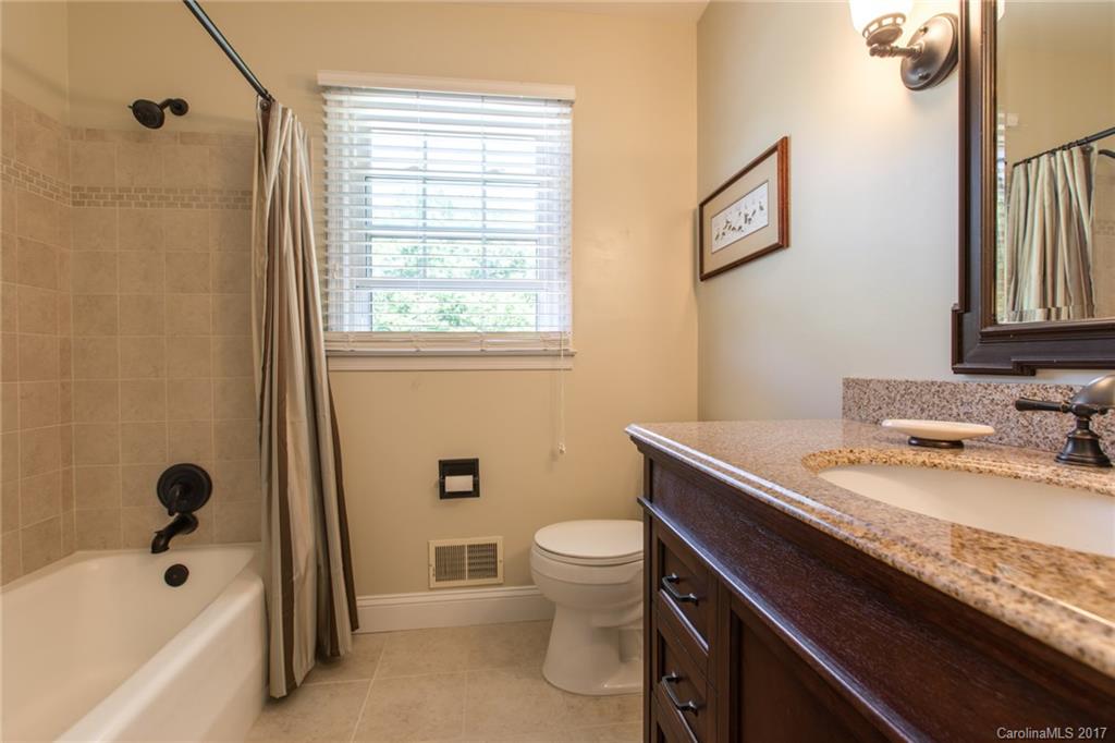 Candlewyck - Residential