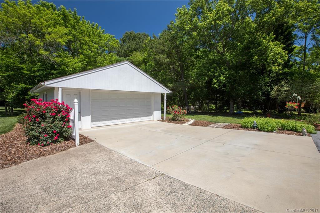 Candlewyck - Residential