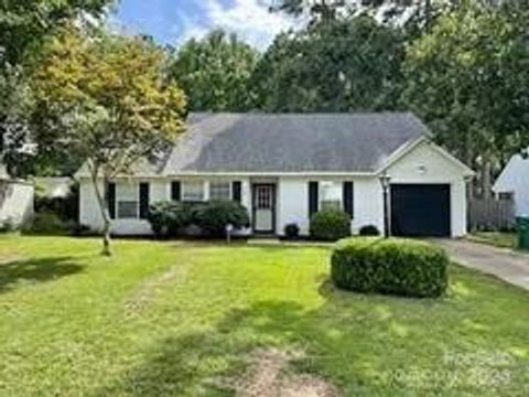 A home in Summerville