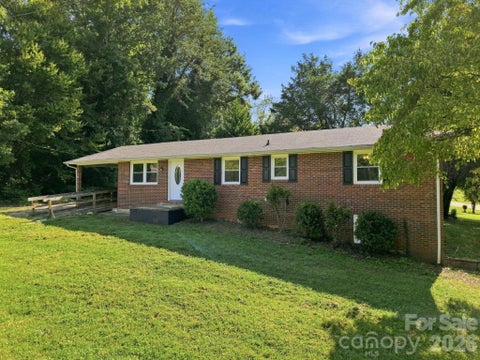 Photo of 1021 S Caldwell Avenue, Newton, NC 28658 (MLS # 4417463)