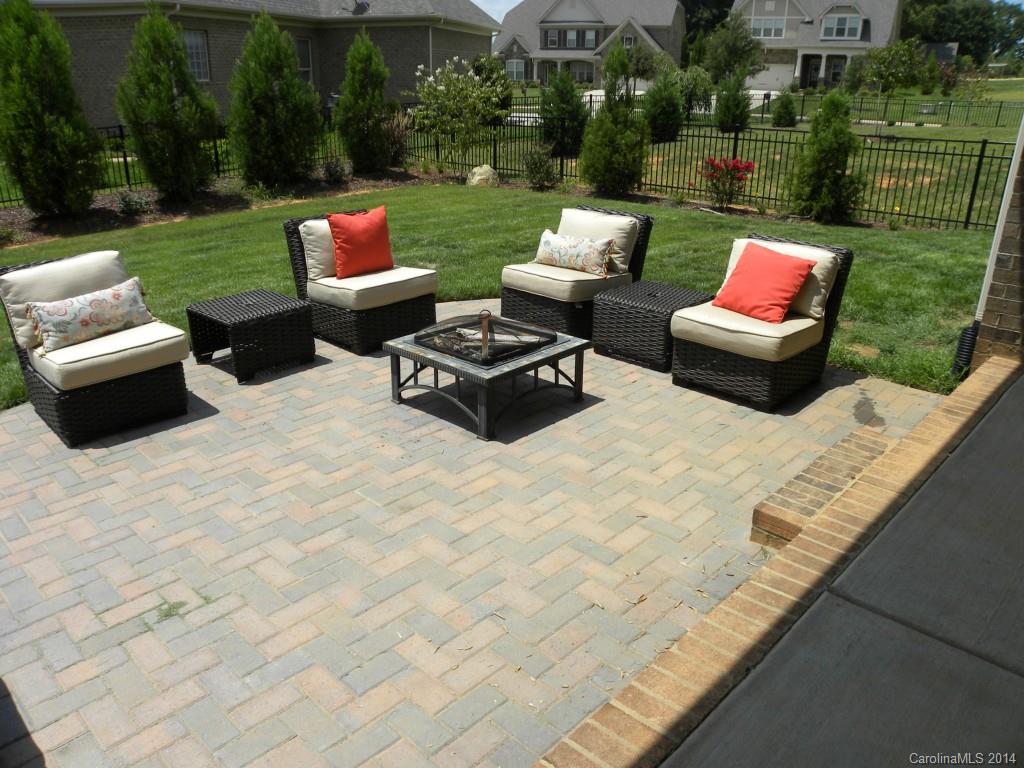 Barber Rock - Residential