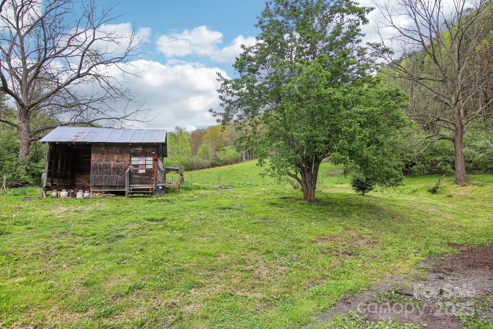 1064 Water Wheel Cove