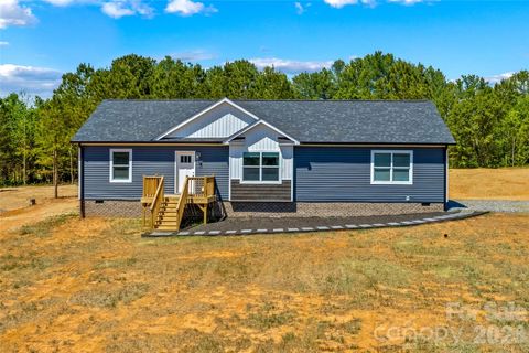 Photo of 6028 Bridges Street, Catawba, NC 28609 (MLS # 4373102)