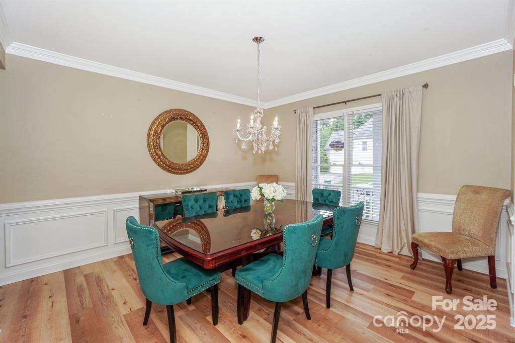 10304 Squires Way
