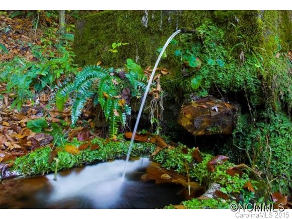 Mountain Traditions - Land