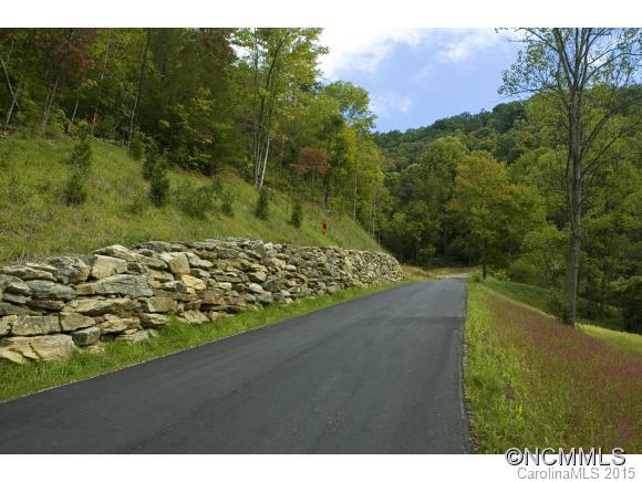 Mountain Traditions - Land