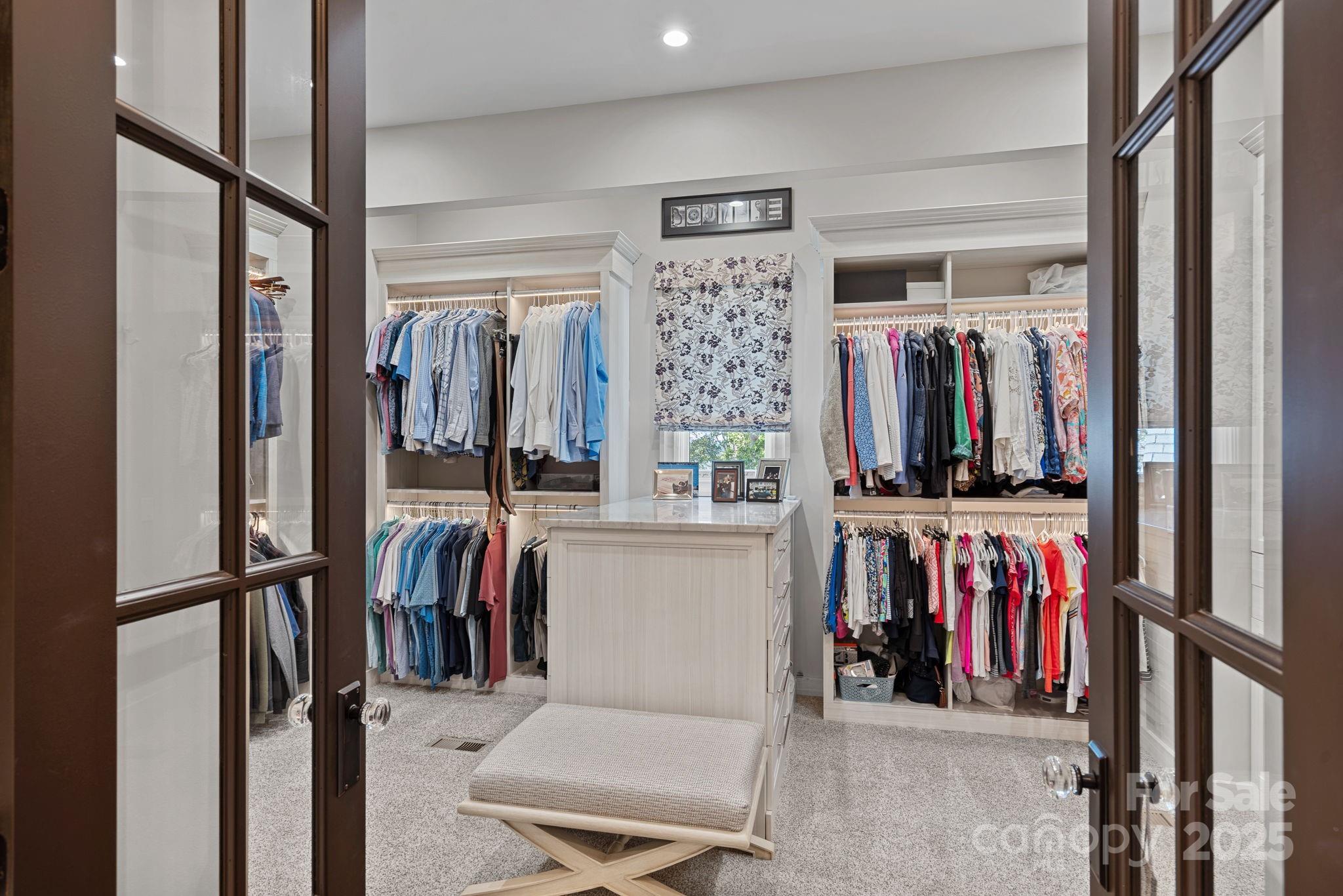 The Peninsula - Residential