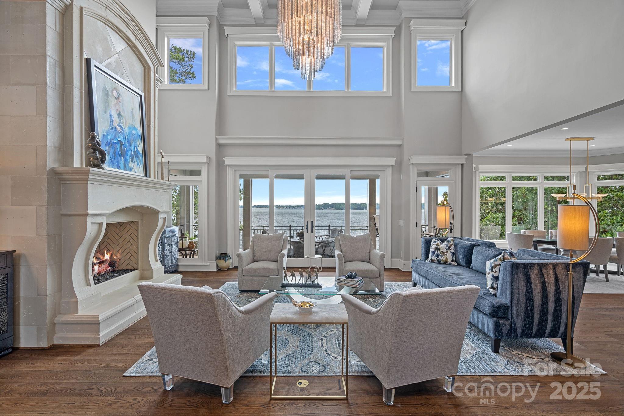 The Peninsula - Residential