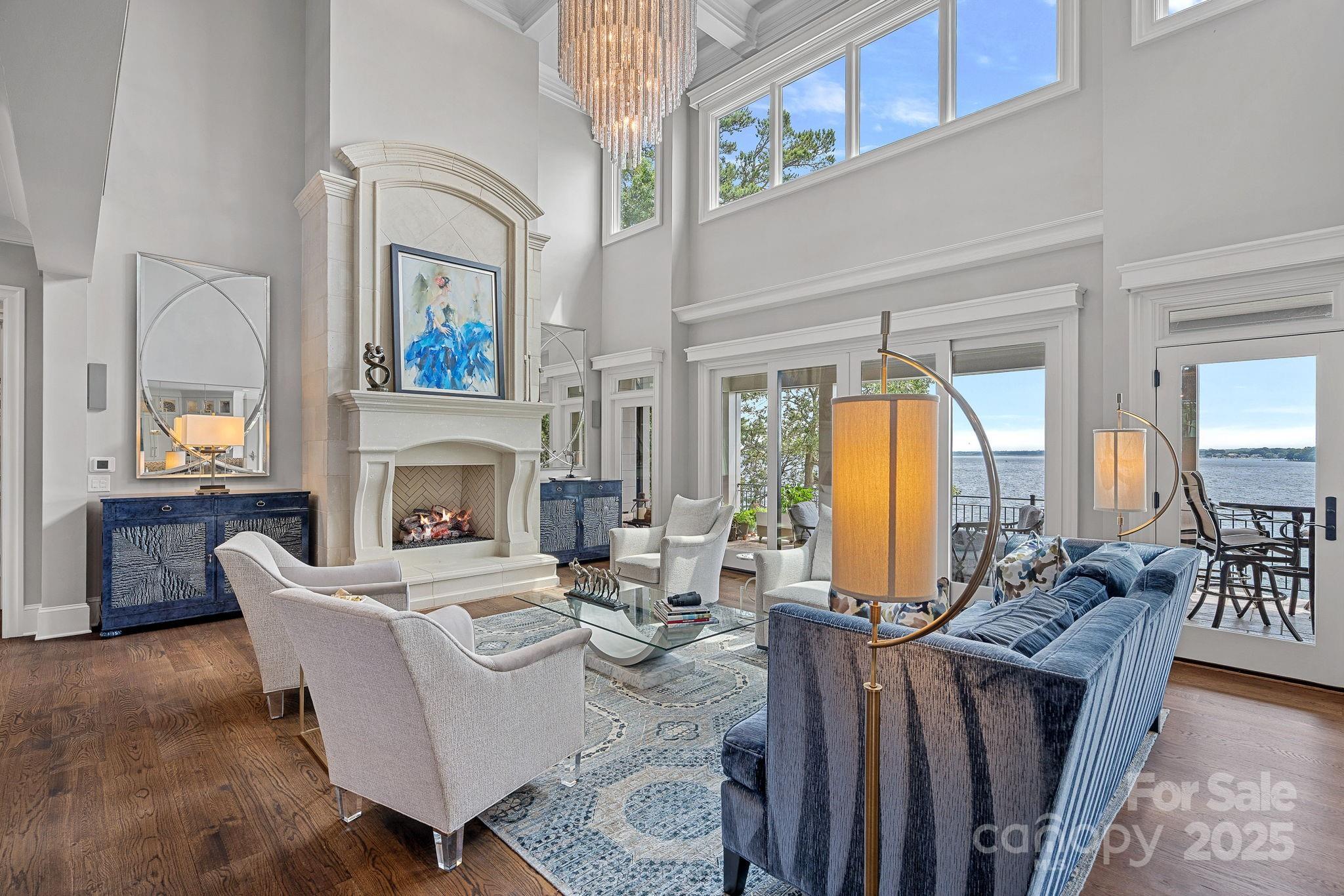 The Peninsula - Residential