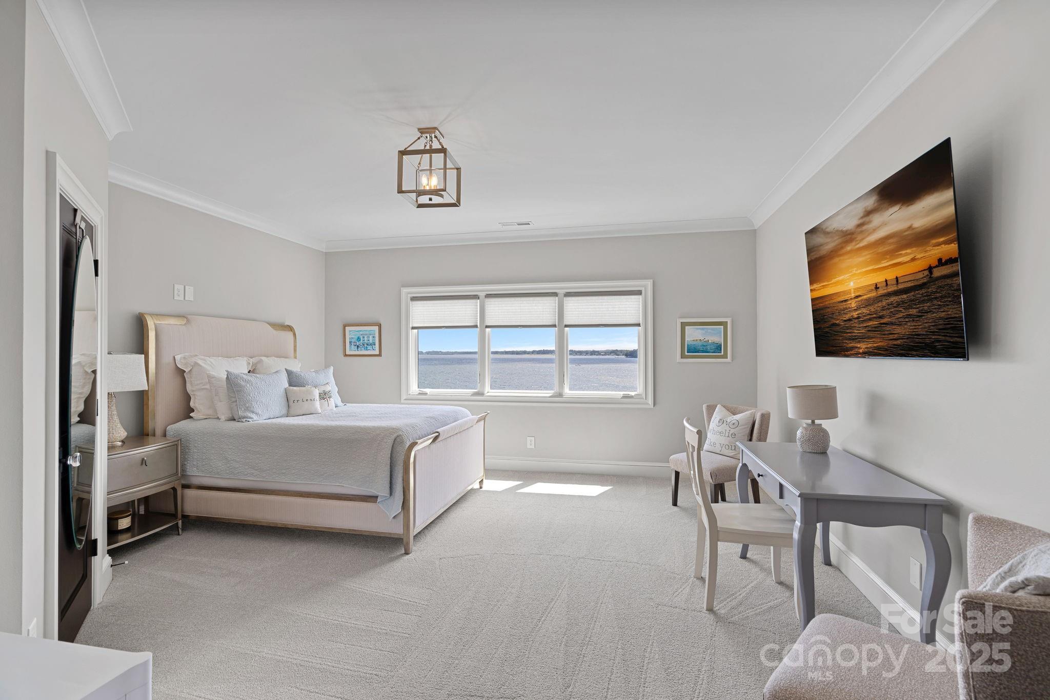 The Peninsula - Residential