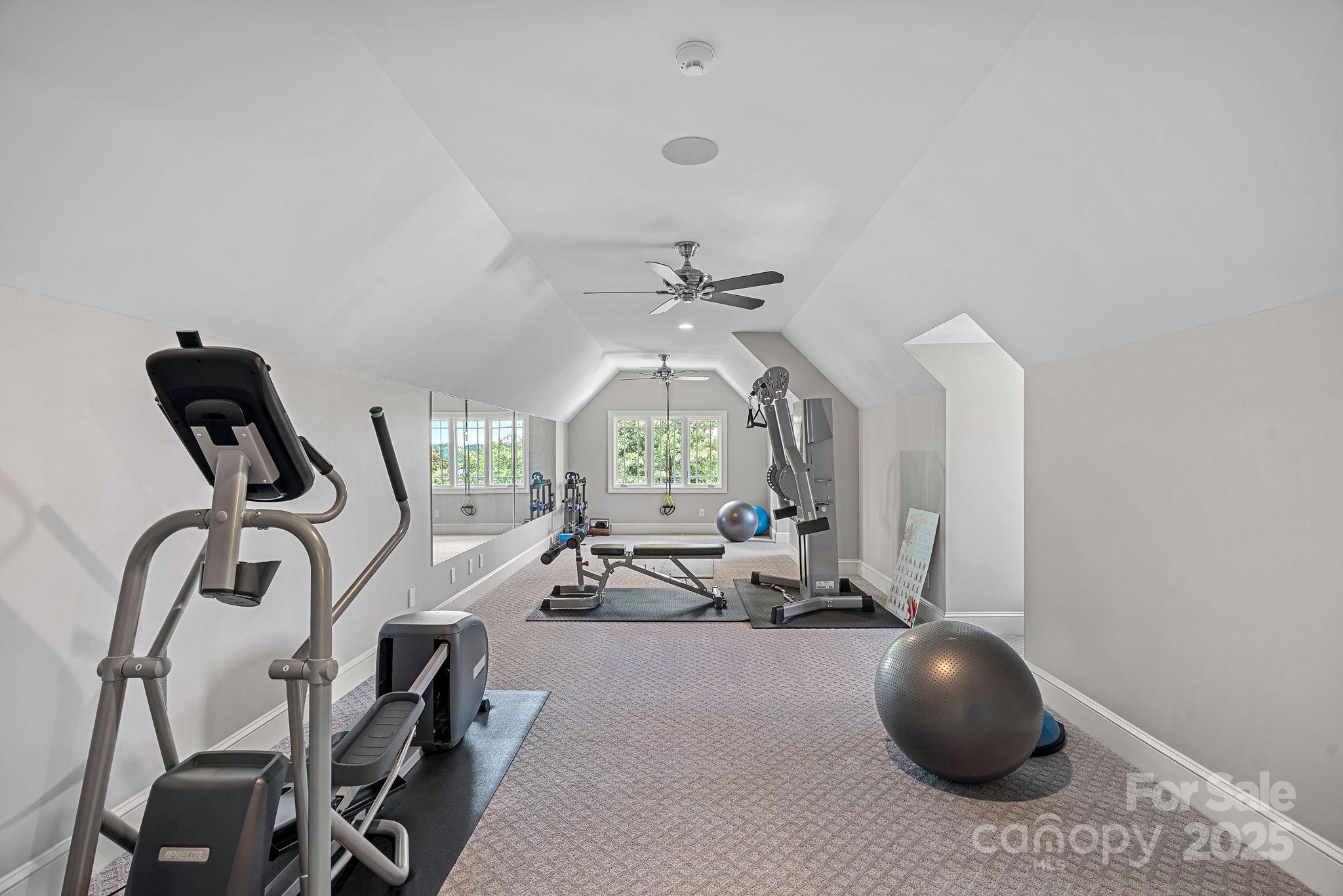 The Peninsula - Residential