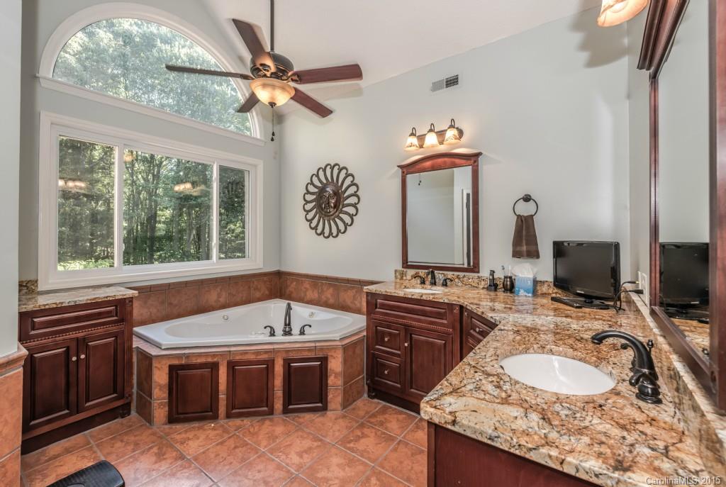 Hickory Lane - Residential